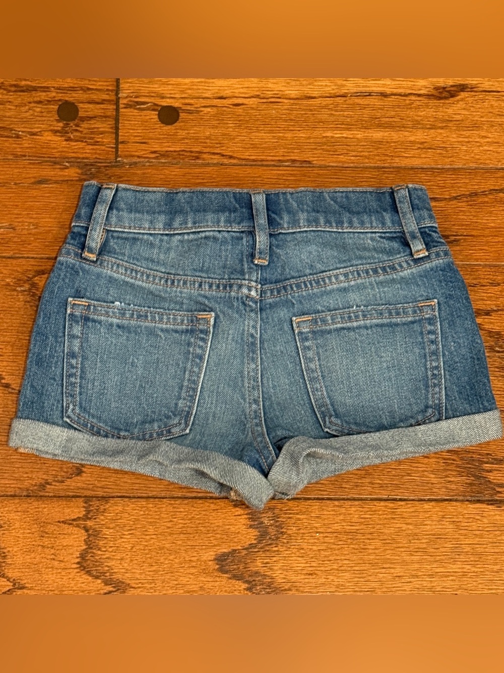 Crew Cuts by J.Crew Girls' Cuffed Denim Shorts in Poppy Wash Cotton Blend Sz 5 - Picture 2 of 6